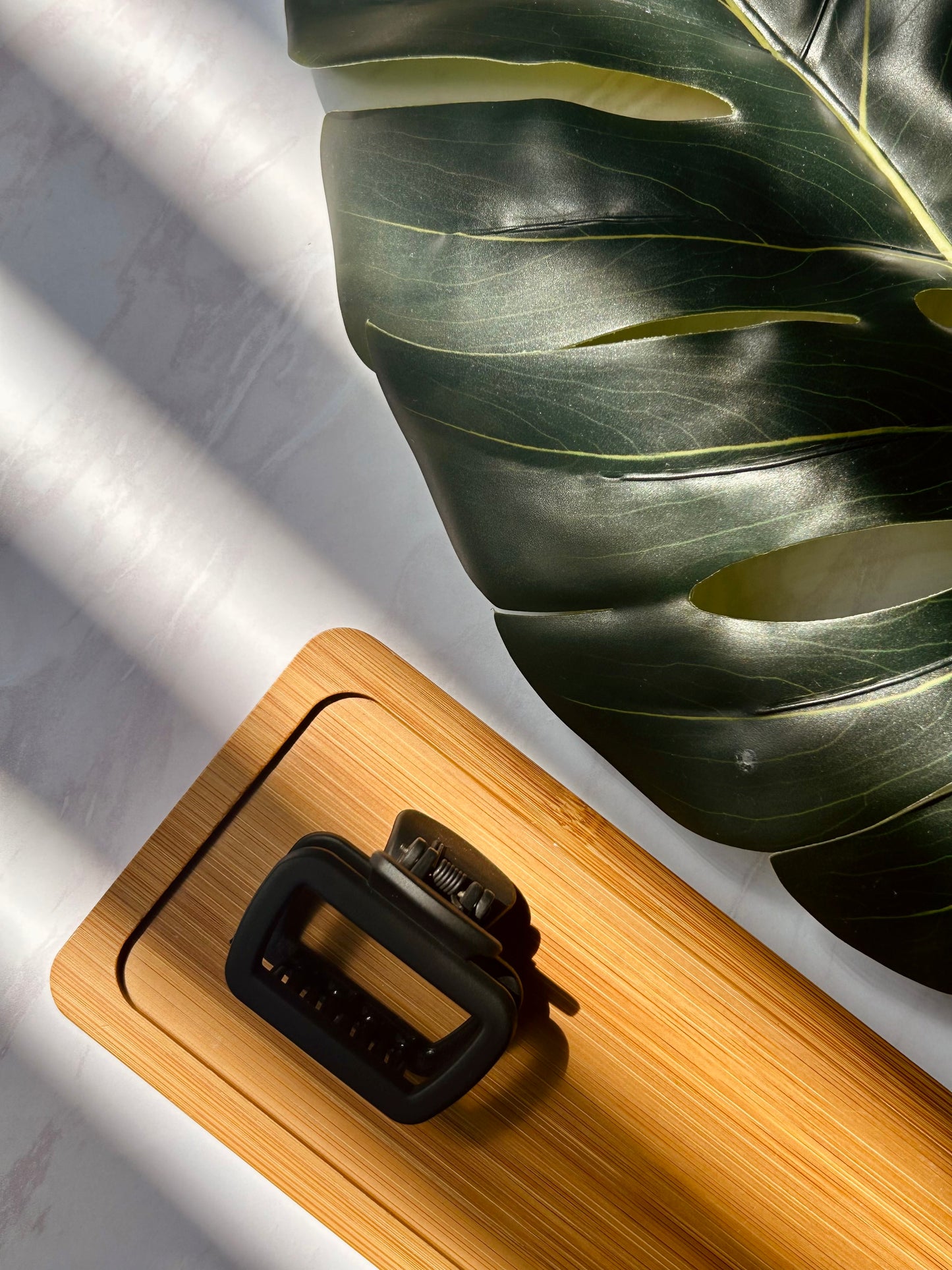Noir Glow Matte Rectangular Claw Clip