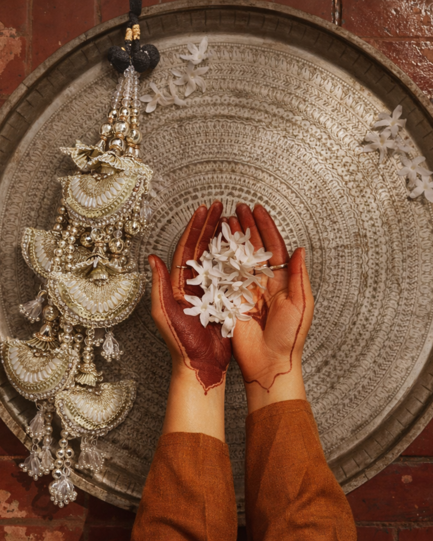 Chandrika Jhar Heirloom Parandi