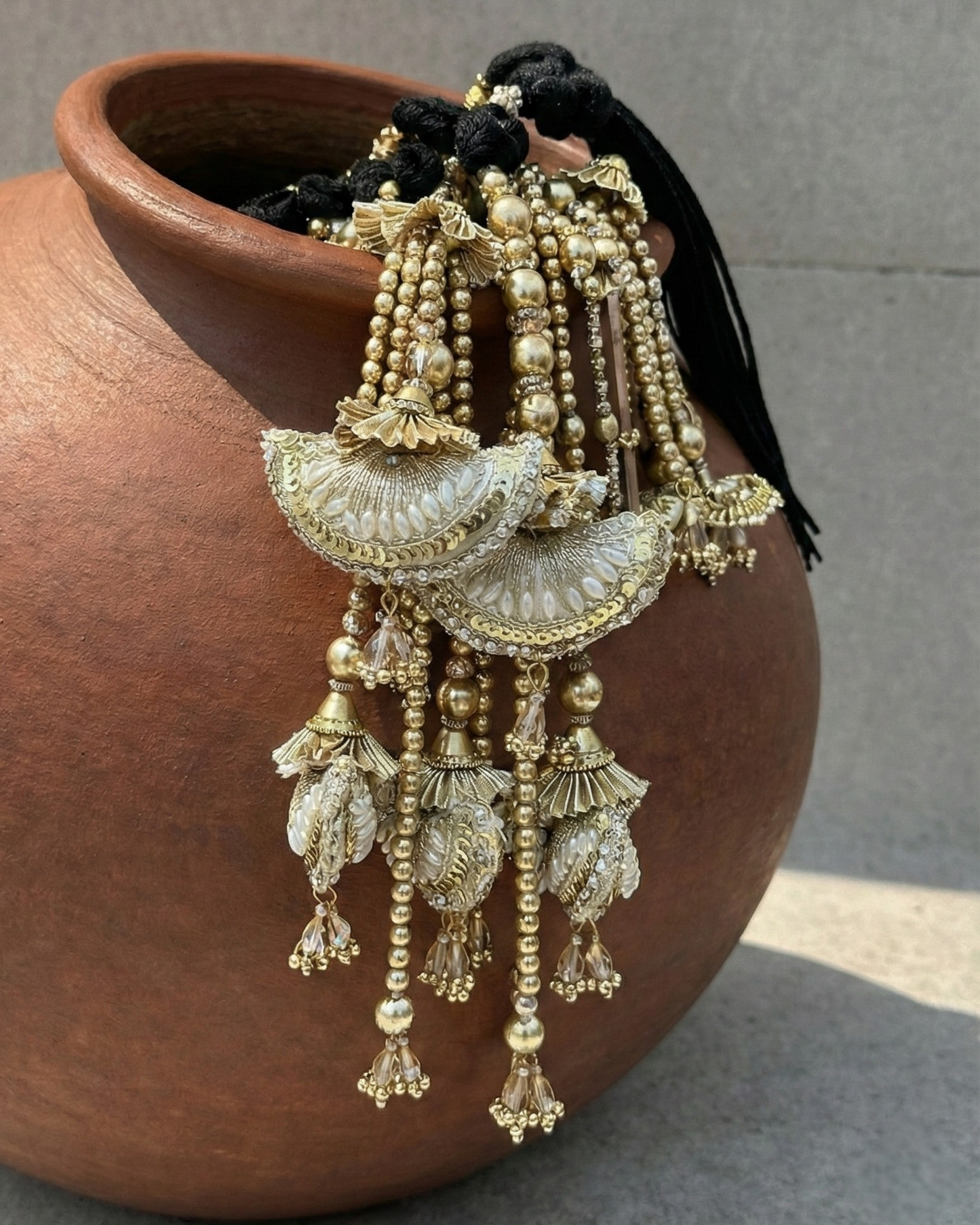 Chandrika Jhar Heirloom Parandi