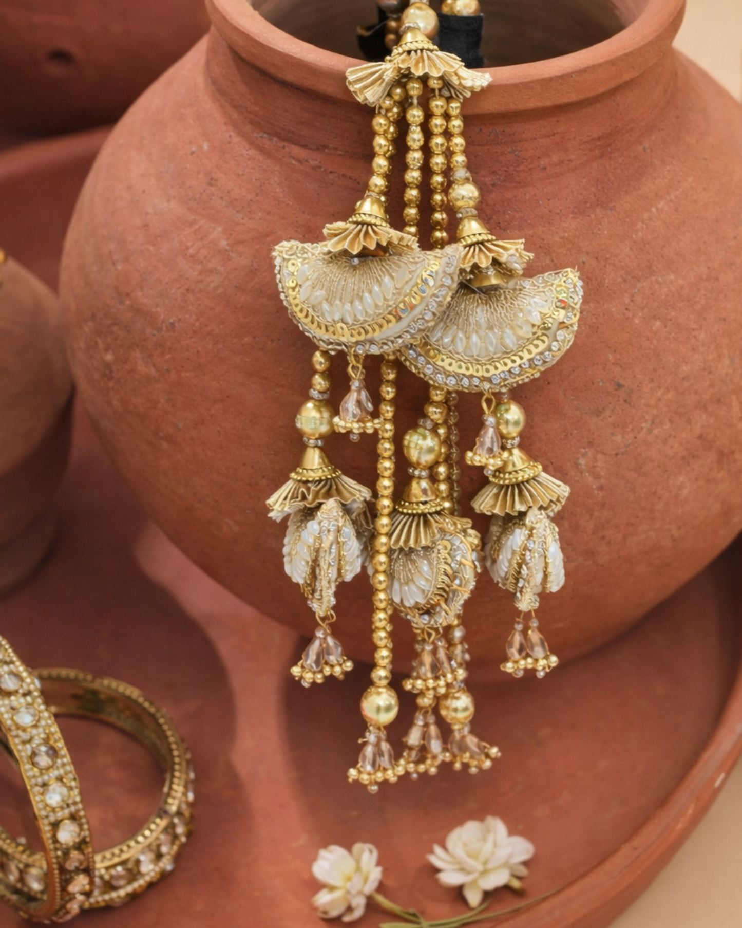 Noor Jharna Heirloom Parandi