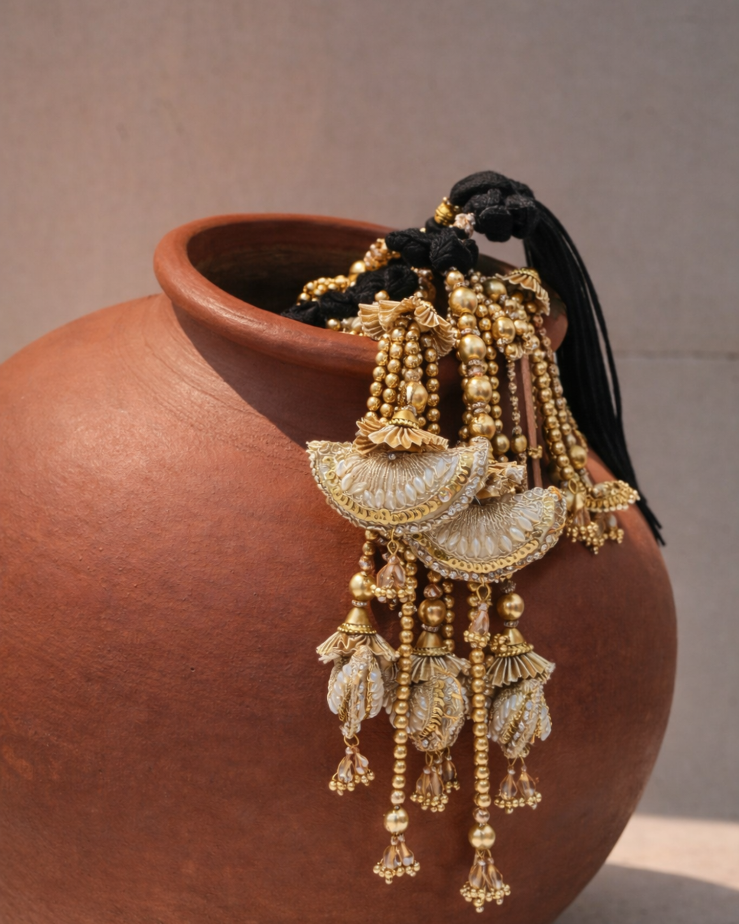 Noor Jharna Heirloom Parandi